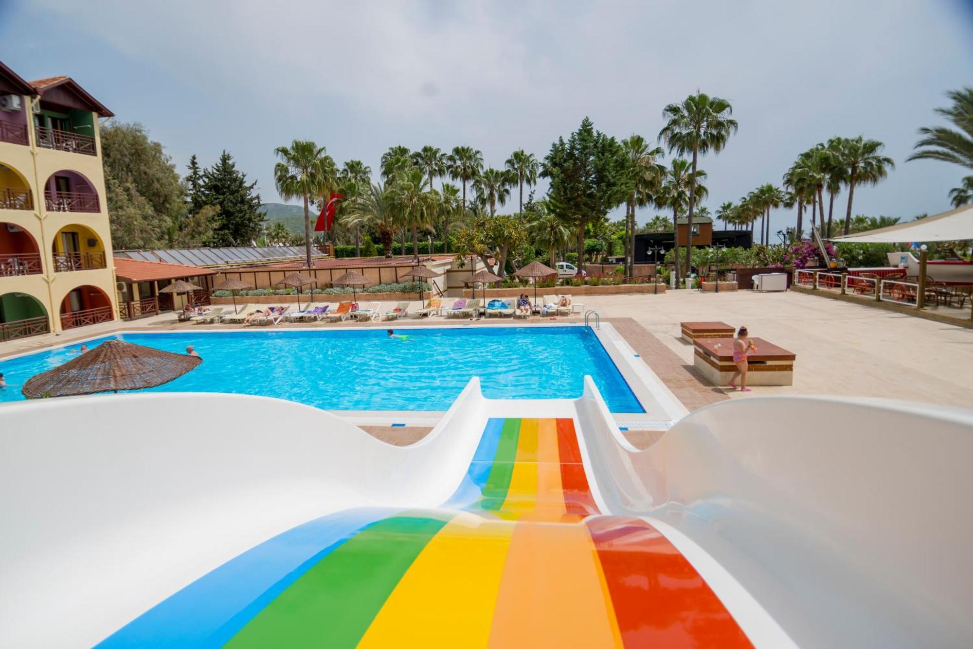 Club Tropical Beach Hotel Toslak Экстерьер фото